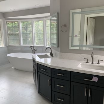 Home addition with bay window soaking area