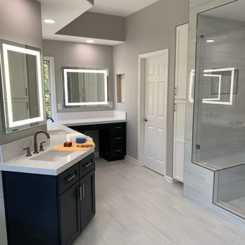 Open vanity layout with make‑up station